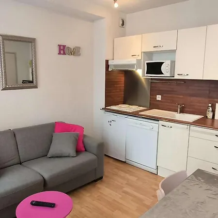 Lumineux Avec Balcon, Parking Et Casier A Skis - Fr-1-812-17 * Cauterets