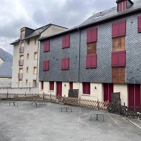 Lumineux Avec Balcon, Parking Et Casier A Skis - Fr-1-812-17 Appartement *