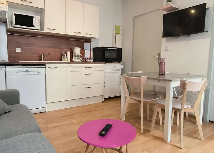 Lumineux Avec Balcon, Parking Et Casier A Skis - Fr-1-812-17 Apartment Cauterets