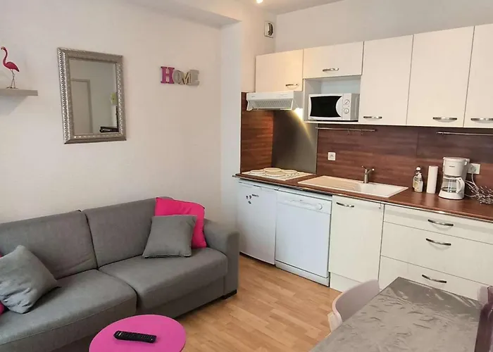 Lumineux Avec Balcon, Parking Et Casier A Skis - Fr-1-812-17 * Cauterets